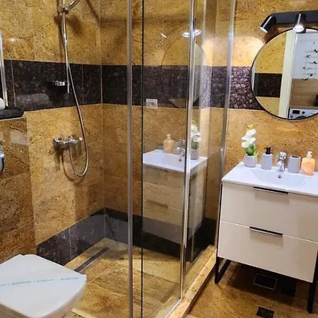 Tomis - Elegant Langa Plaja Năvodari